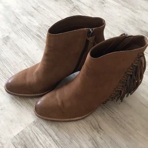 Dolce Vita ankle boots